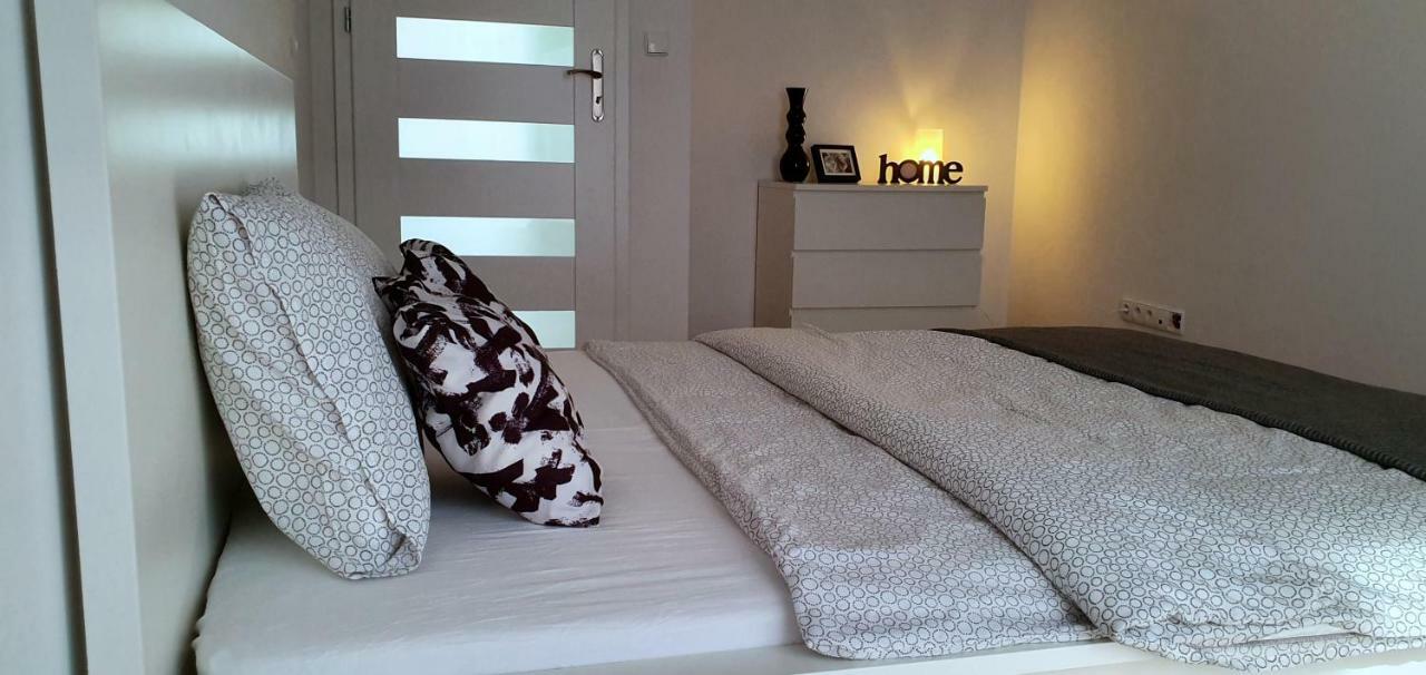 Zielone Apartamenty Katowice คอร์ซุฟ ภายนอก รูปภาพ